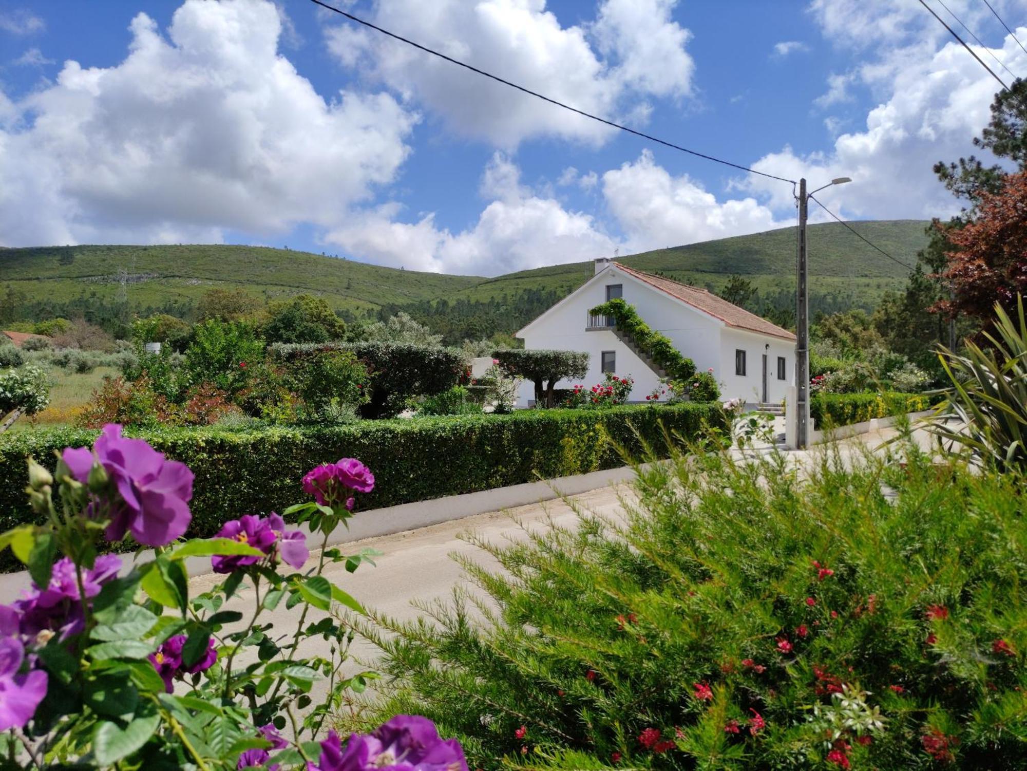 Villa Casa Dos Vales 11 Porto de Mós Esterno foto